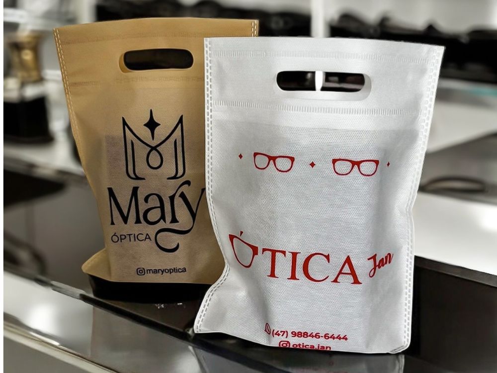 Embalagens reutilizáveis personalizadas para ótica, demonstrando opções de presente com significado aplicadas ao varejo.